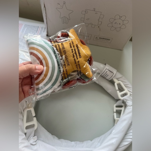 Beautiful Baby Play Gym and Tummy Time Mat - Soft Cotton - Picture 9 of 11